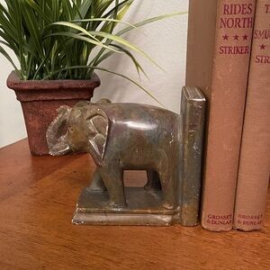 Vintage One Piece Carved Marble Elephant Bookend Art Deco